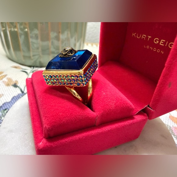 Kurt Geiger Gold and Blue Statement Ring - Picture 4 of 7